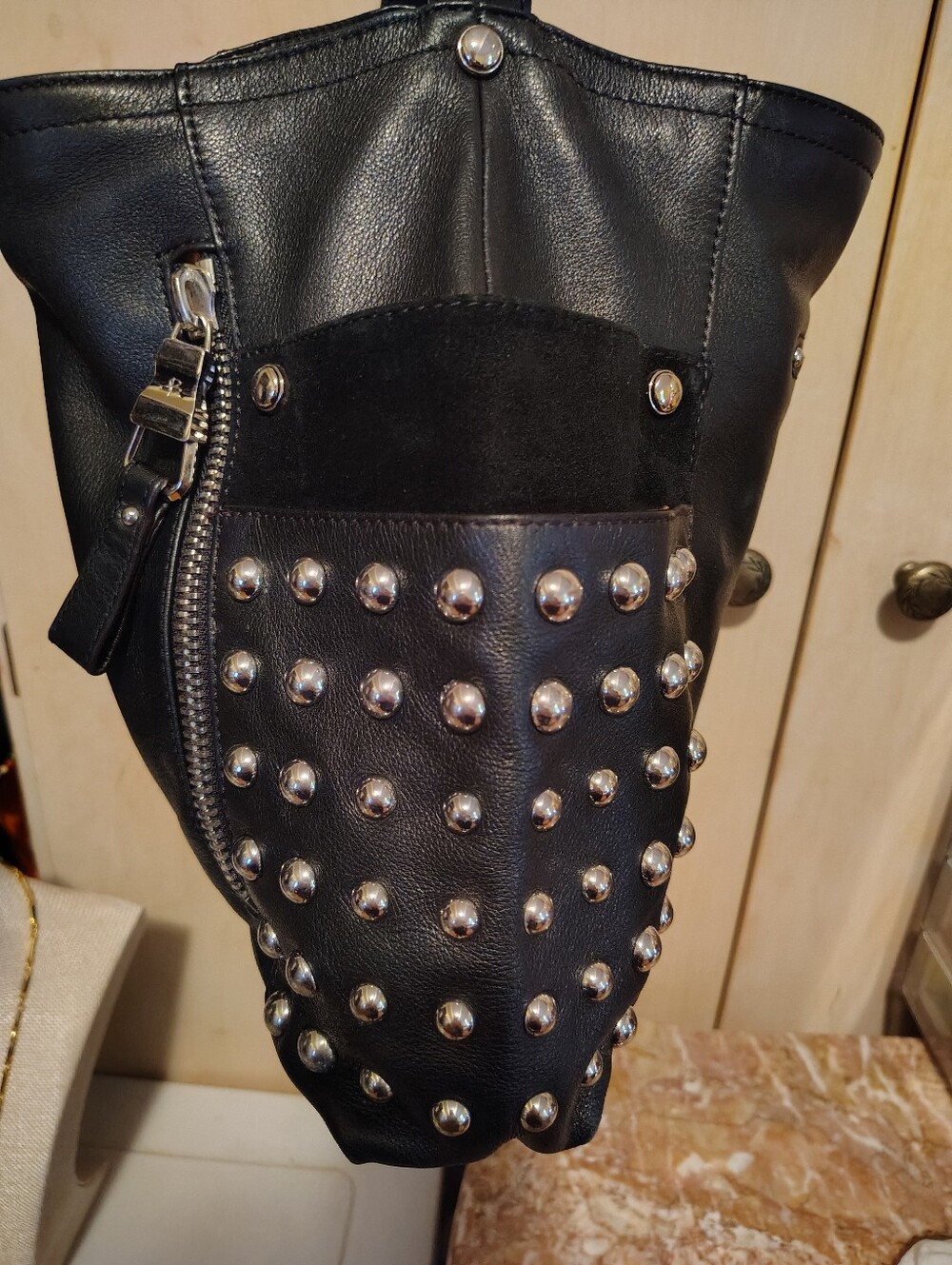 B Makowsky Black Studded Leather Shoulder/Crossbody Handbag - Picture 4 of 7